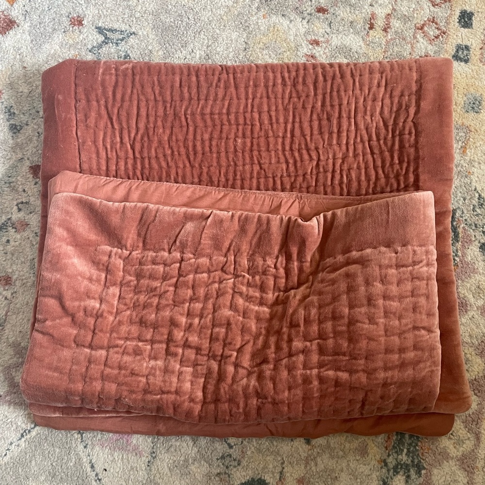 King size quilted pillow shams
